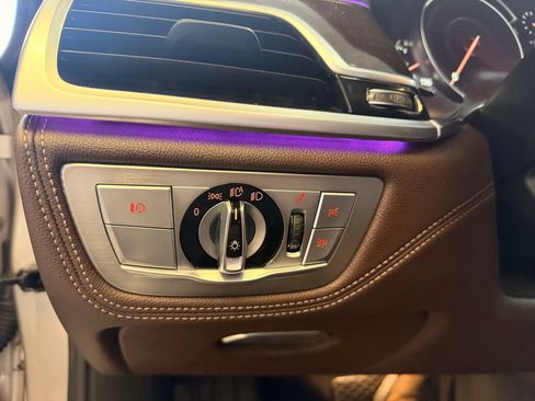 Used 2016 BMW 750i xDrive image 24