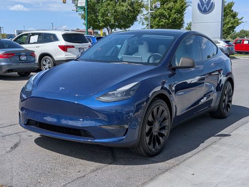 Used 2023 Tesla Model Y Long Range AWD/4WD image 10