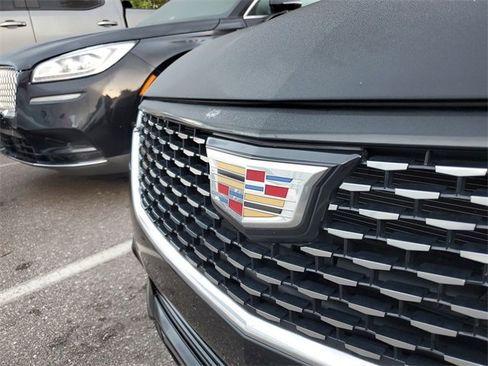 Used 2023 Cadillac CT4 Luxury w/ Sun And Sound Package image 4