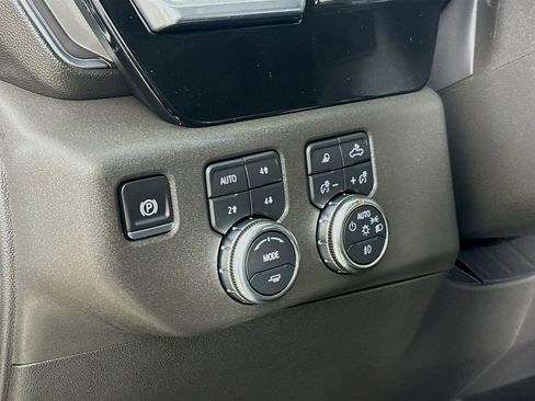 New 2025 GMC Sierra 1500 SLT w/ SLT Premium Plus Package image 12