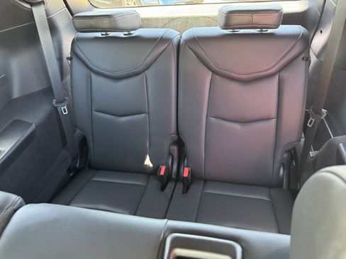 New 2025 Cadillac XT6 Luxury image 18