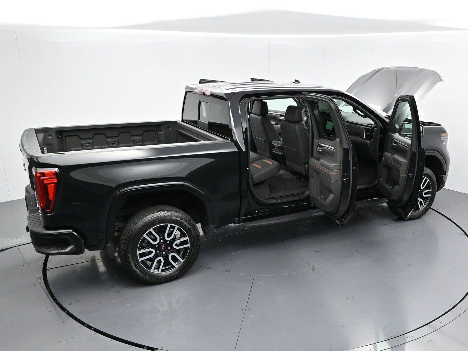 Used 2026 GMC Sierra 1500 AT4 w/ AT4 Premium Package AWD/4WD image 42