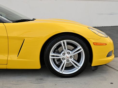 Used 2008 Chevrolet Corvette Coupe image 29