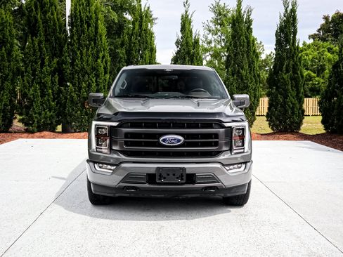 Used 2021 Ford F150 Lariat w/ Equipment Group 502A High AWD/4WD image 3