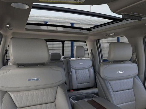 New 2026 Ford F450 Platinum image 22