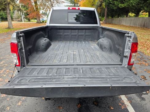 Used 2019 RAM 2500 Tradesman image 16