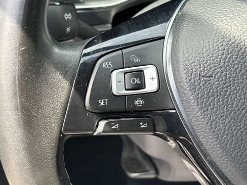 Used 2021 Volkswagen Jetta R-Line w/ R-Line Cold Weather Package FWD image 25