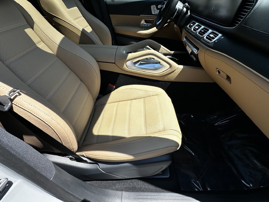 New 2026 Mercedes-Benz GLS 450 4MATIC image 15