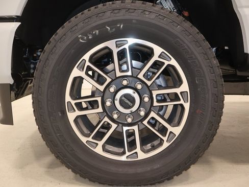 New 2026 Ford F350 Platinum w/ Platinum Plus Package image 38