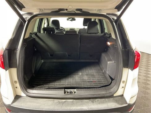 Used 2019 Ford Escape Titanium image 14