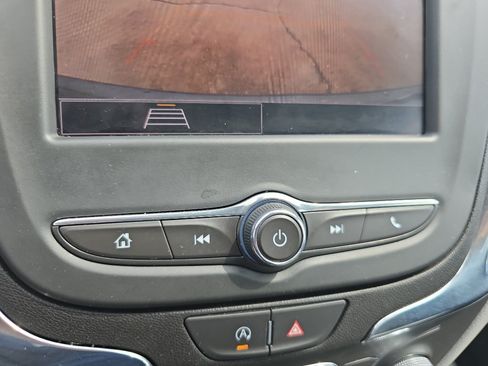 Used 2024 Chevrolet Equinox LS w/ Driver Confidence II Package FWD image 25