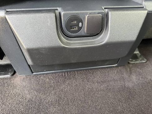 Used 2022 Ford F150 Lariat AWD/4WD image 22