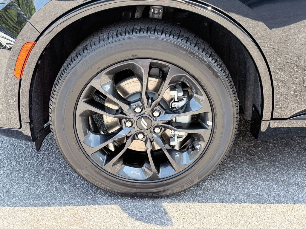 New 2026 Dodge Durango GT w/ Blacktop Package RWD image 35