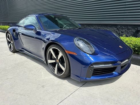 Certified 2025 Porsche 911 Turbo AWD/4WD image 12