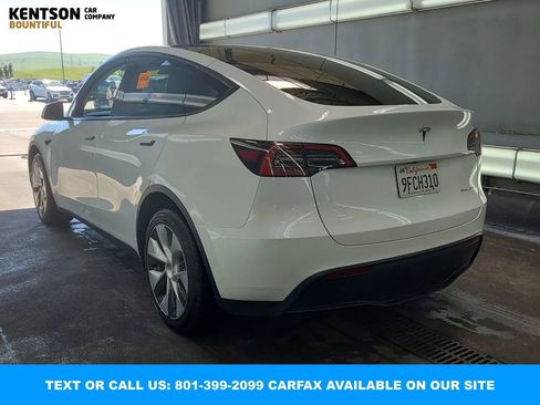 Used 2023 Tesla Model Y Long Range image 2