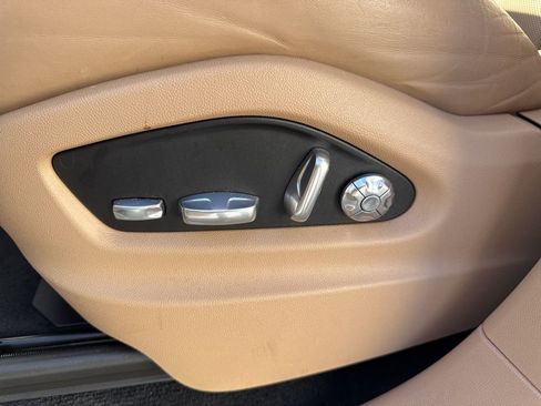 Used 2021 Porsche Cayenne image 20