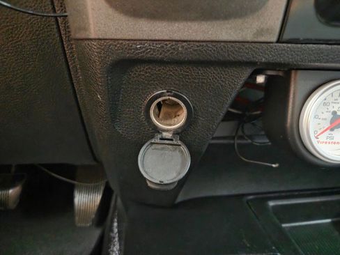 Used 2013 RAM 3500 Tradesman w/ Chrome Appearance Group image 56