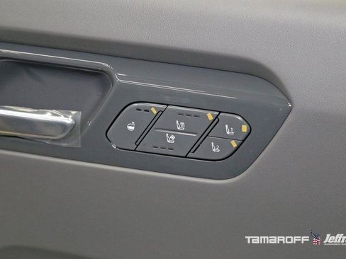 New 2026 Kia EV9 Land image 11