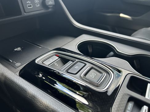Certified 2025 Honda Pilot EX-L image 16