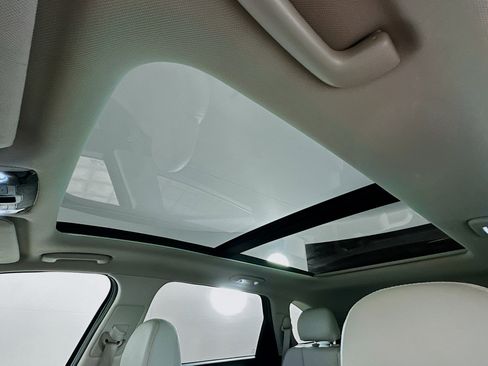 Used 2022 Kia Sorento SX image 27