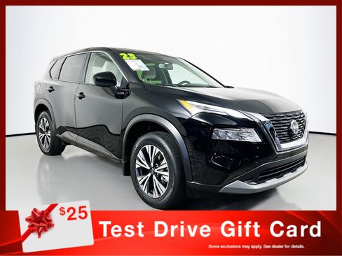 Used 2023 Nissan Rogue SV image 1