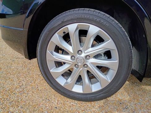 Used 2017 Buick Envision Premium image 21