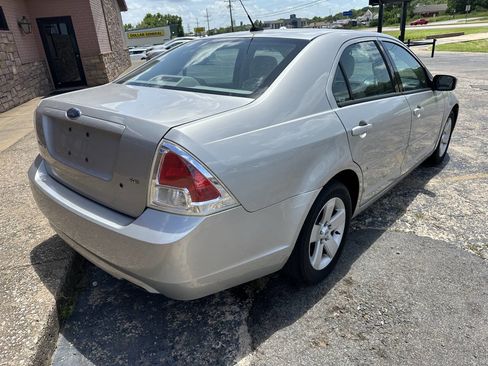 Used 2007 Ford Fusion SE image 9