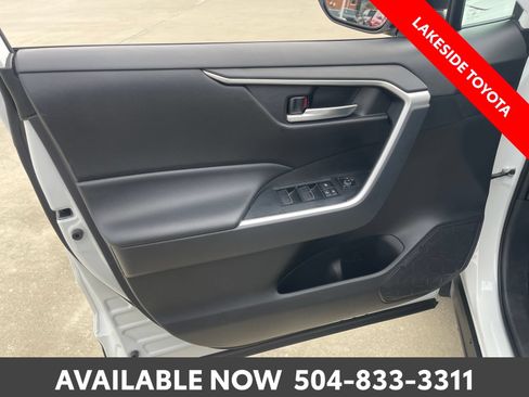 Certified 2025 Toyota RAV4 XLE FWD image 19