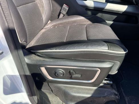 Used 2025 RAM 1500 Laramie image 10