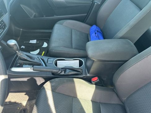 Used 2019 Toyota Corolla LE FWD image 26