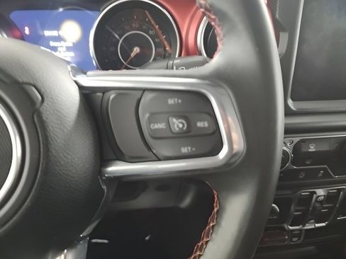 Used 2023 Jeep Wrangler Unlimited Rubicon image 25