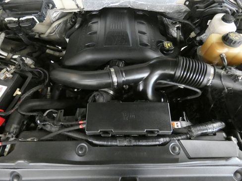 Used 2013 Ford F150 Lariat w/ Mid Equipment Group AWD/4WD image 26