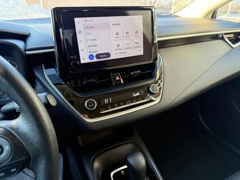 Used 2024 Toyota Corolla LE image 25