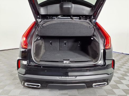 Certified 2024 Cadillac XT4 Premium Luxury image 8