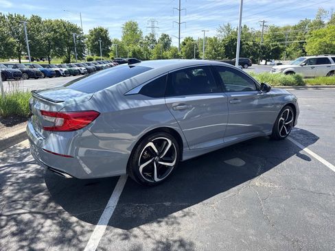 Used 2022 Honda Accord Sport image 6