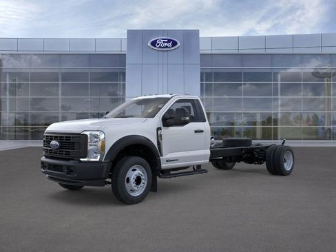 New 2025 Ford F550 image 1