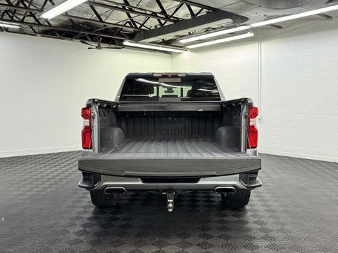 Used 2019 Chevrolet Silverado 1500 High Country w/ Technology Package image 31