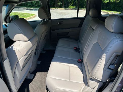 Used 2011 Honda Pilot EX-L image 13