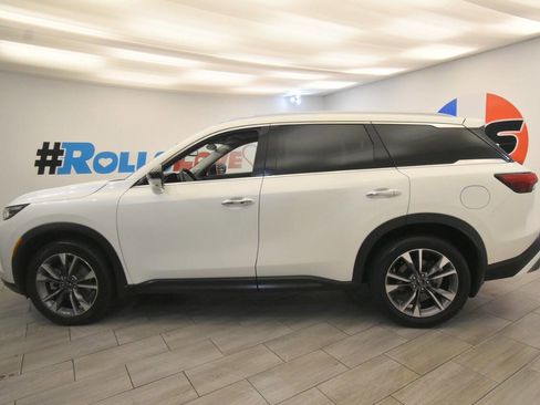 Used 2022 INFINITI QX60 Luxe w/ Performance Audio Package image 2