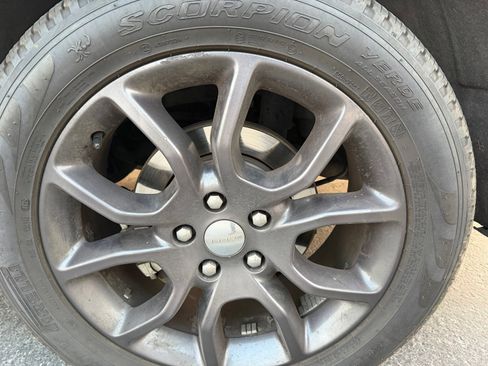 Used 2015 Dodge Durango R/T w/ Technology Group AWD/4WD image 8