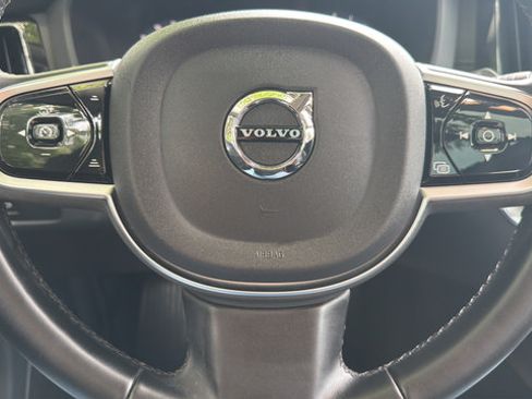 Used 2025 Volvo XC60 B5 Ultra w/ Protection Package Premier AWD/4WD image 21