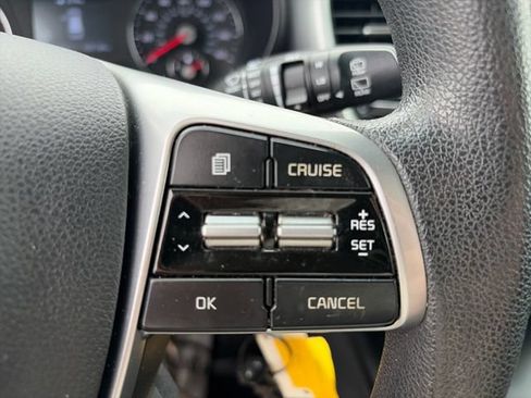 Used 2019 Kia Sorento L FWD image 15
