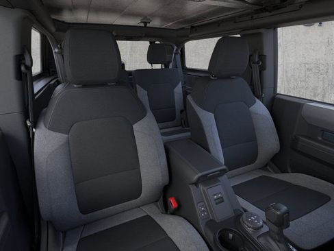 New 2025 Ford Bronco Base image 10