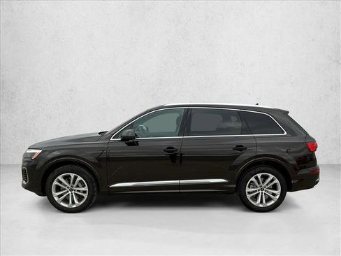 Used 2025 Audi Q7 3.0T Premium Plus image 8