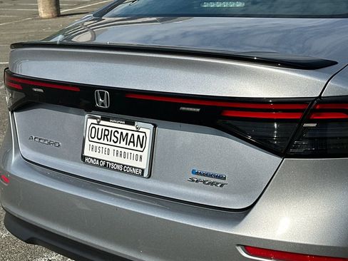 Used 2023 Honda Accord Sport image 5