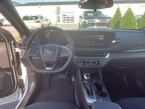 New 2026 Buick Envista Preferred w/ Convenience I Package FWD image 19