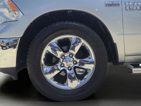 Used 2017 RAM 1500 Lone Star RWD image 11