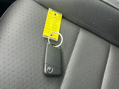 Used 2021 Volkswagen Jetta SE image 41