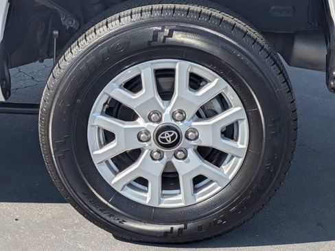 Used 2024 Toyota Tacoma SR5 RWD image 13