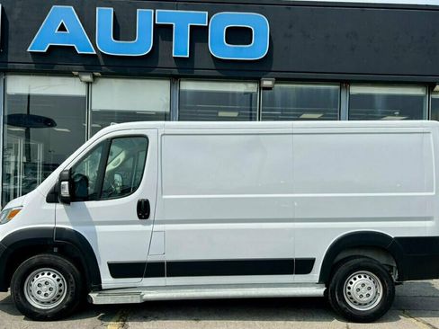 Used 2025 RAM ProMaster 2500 w/ U-Haul Equipment Group FWD image 26